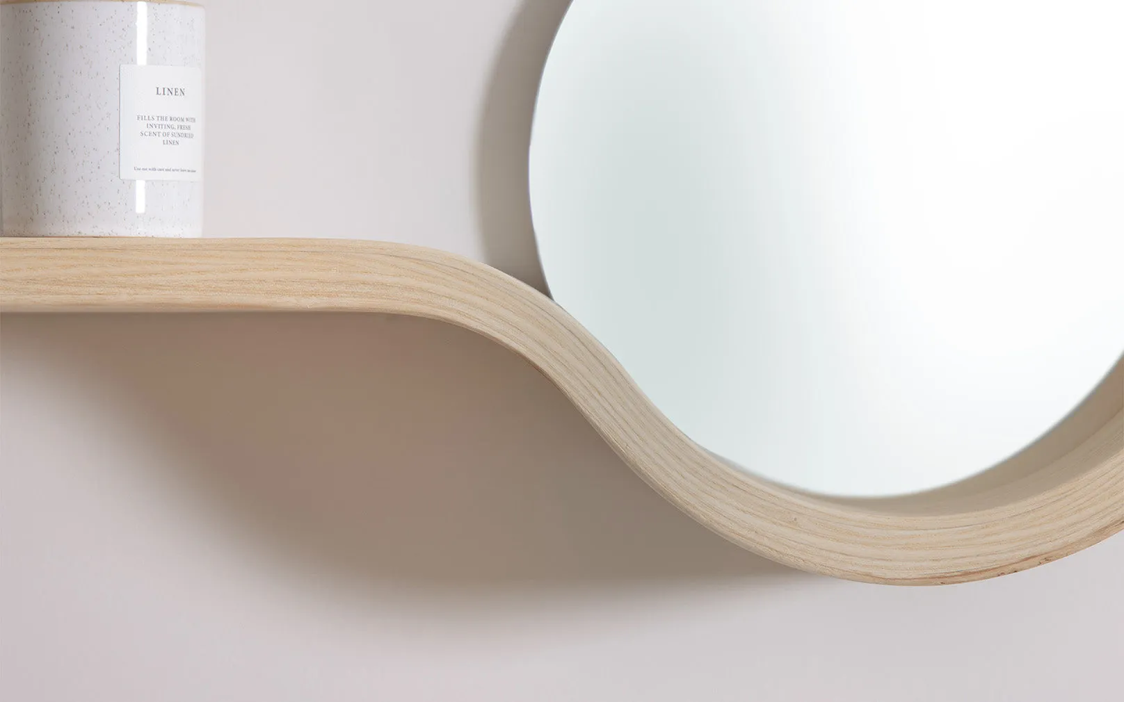 Esun Shelf with Mirror